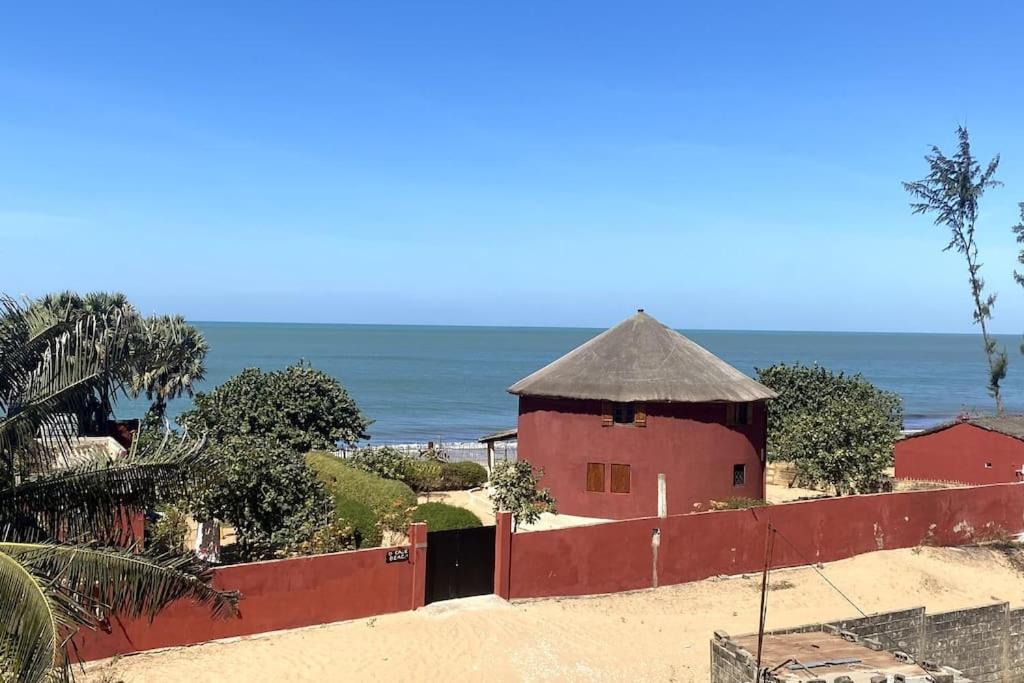 Case Beach Ngalou Sessene Bagian luar foto